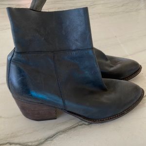Jeffrey Campbell Ibiza Last black distressed leather booties NWOT size 8